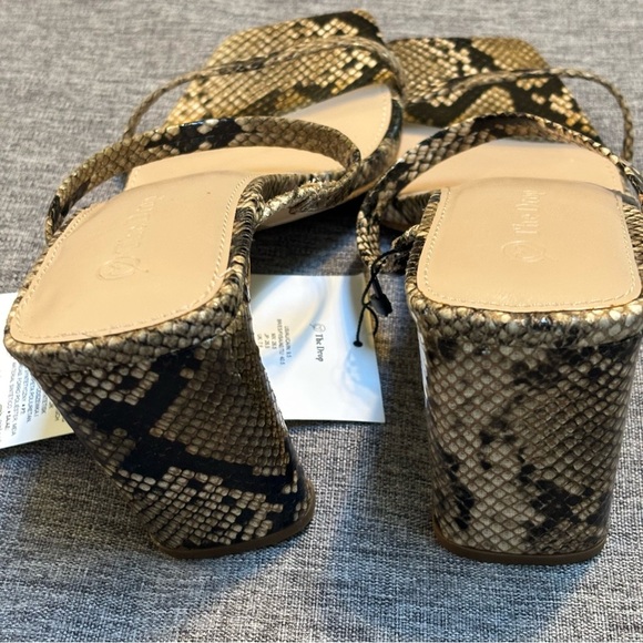 The Drop Women's Avery Square Toe Two Strap High Heeled Sandal - Picture 4 of 8